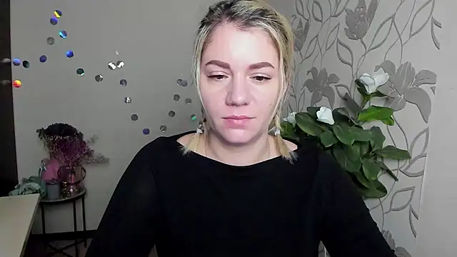 MariaSttone online show from February 5, 2026, 6:48 pm