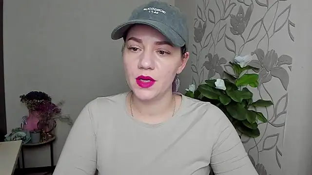 MariaSttone online show from February 24, 2026, 7:26 pm