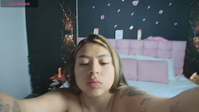 AntonellaRosee  online show from September 24, 2025, 12:00 pm
