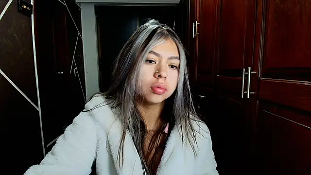 AntonellaRosee  online show from March 18, 2025, 11:44 am