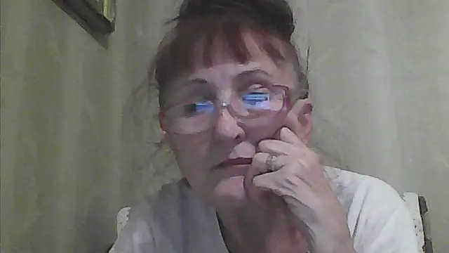 TanyaSweet634 online show from September 12, 2025, 4:51 pm
