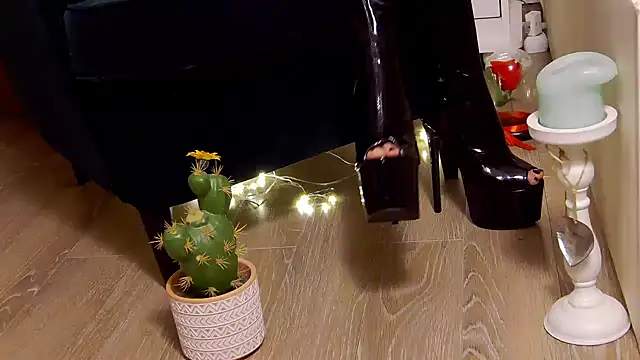 FeetVibe online show from February 20, 2025, 1:30 pm