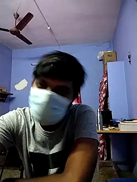 Tamilandteluguboy14 online show from December 20, 2025, 11:13 am