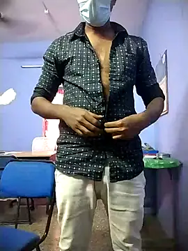 Snapshot of Tamilandteluguboy14 chatting on January 18, 2025, 10:17 am Tamilandteluguboy14 online show from January 18, 2025, 10:17 am