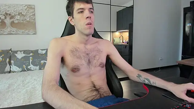 White Dylan online show from April 3, 2026, 2:45 pm