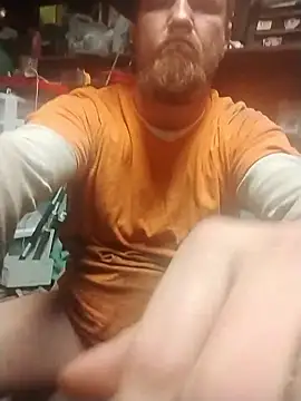 Snapshot of hornygiltz92 chatting on January 13, 2026, 1:42 am hornygiltz92 online show from January 13, 2026, 1:42 am