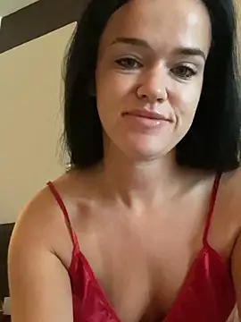 Snapshot of English-Chloe96 chatting on February 24, 2025, 5:43 am English-Chloe96 online show from February 24, 2025, 5:43 am