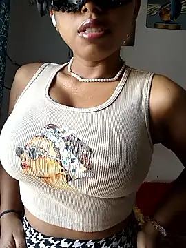 Snapshot of sandy_naughty chatting on January 14, 2026, 3:43 am sandy naughty online show from January 14, 2026, 3:43 am