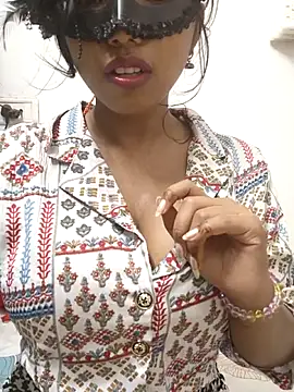 sandy naughty online show from October 16, 2025, 8:17 pm