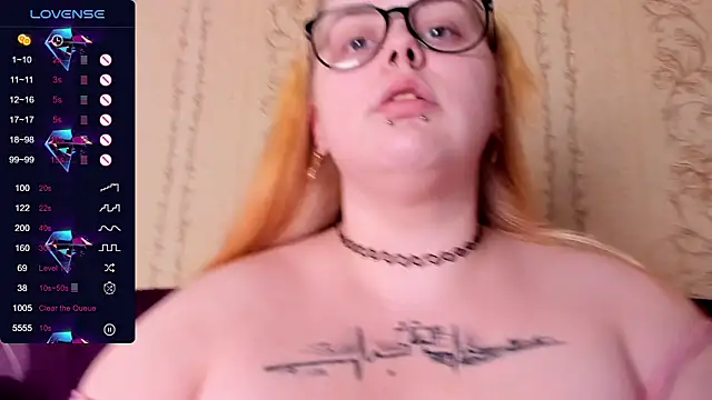 Snapshot of Crow_Diam0nd chatting on February 5, 2026, 11:55 pm Crow Diam0nd online show from February 5, 2026, 11:55 pm