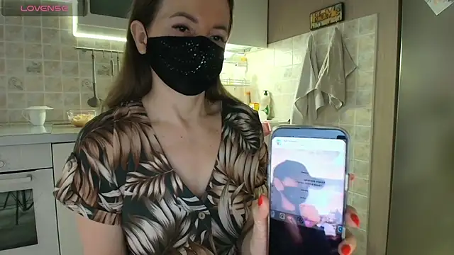 MilfeaN online show from April 2, 2026, 7:48 am