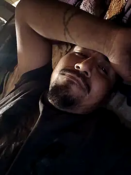 beliqi online show from November 15, 2025, 5:44 am