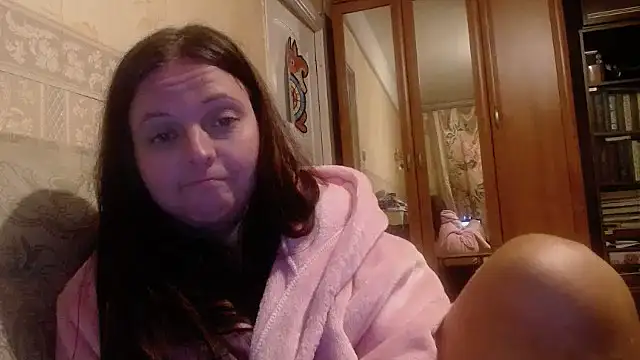 Snapshot of CatMelissa chatting on September 24, 2025, 10:27 pm CatMelissa online show from September 24, 2025, 10:27 pm