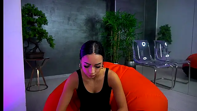 Snapshot of CherrySelena chatting on September 17, 2025, 6:54 pm CherrySelena online show from September 17, 2025, 6:54 pm
