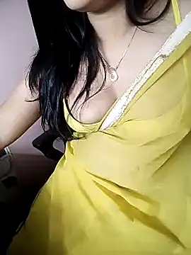 Snapshot of karishma chatting on March 20, 2025, 11:12 pm karishma online show from March 20, 2025, 11:12 pm
