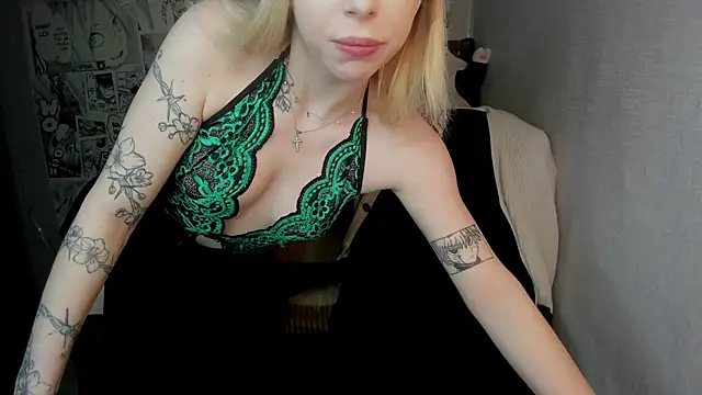 Martha Cameron online show from February 10, 2025, 2:30 am