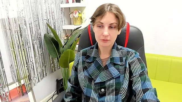 AuroraScript online show from March 3, 2025, 3:11 pm