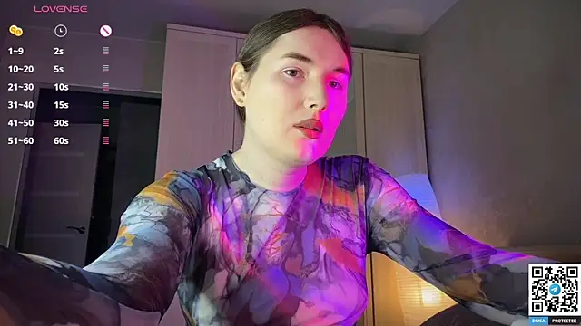 Maria Bowie online show from March 28, 2026, 8:04 am