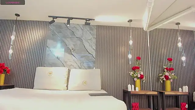 julietha taylor online show from March 7, 2026, 3:13 am