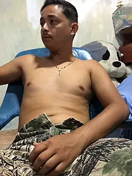 isacalejandroo online show from February 19, 2025, 3:17 am