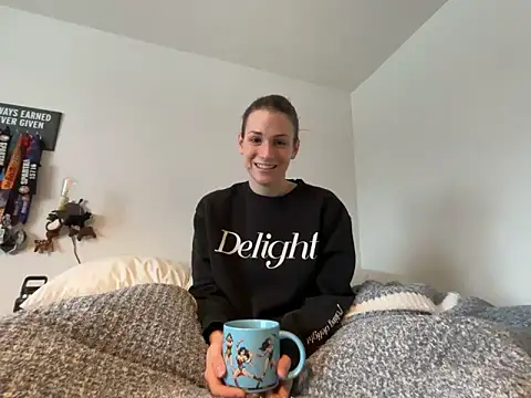 MissSwitch online show from January 3, 2025, 1:46 pm