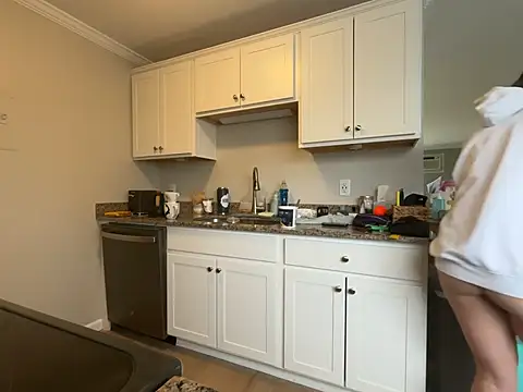 MissSwitch online show from March 9, 2025, 1:26 pm