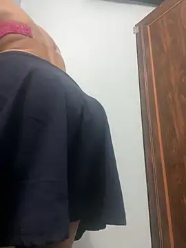 HotRiyacpl online show from October 24, 2025, 4:50 pm