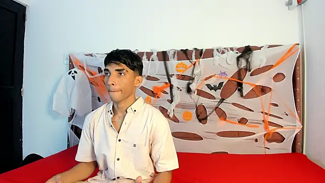 boys yourparty online show from October 15, 2025, 1:08 pm