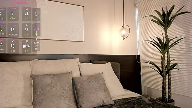 SophieBlake online show from November 13, 2025, 4:33 pm