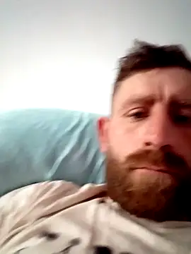 benalexa1992 online show from April 8, 2026, 4:08 pm