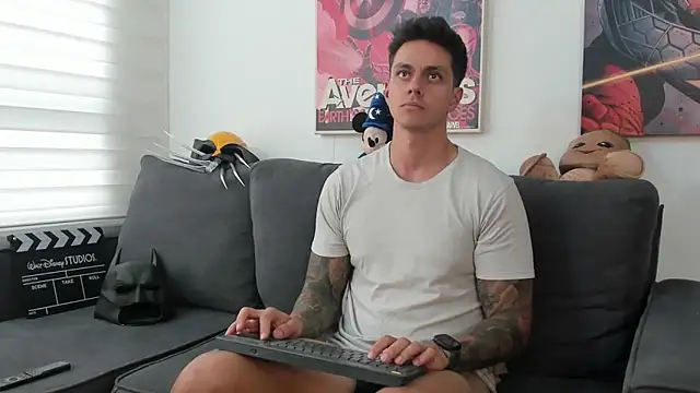 JeanBroc online show from December 5, 2025, 7:55 pm