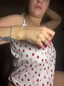 Snapshot of PEACHY439 chatting on February 23, 2026, 6:25 am PEACHY439 online show from February 23, 2026, 6:25 am