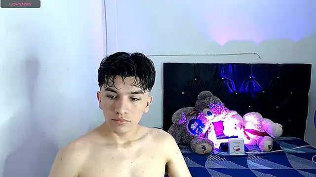 benji hoter online show from October 21, 2025, 11:04 pm