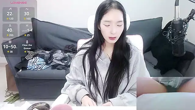 Snapshot of meow_S2 chatting on December 24, 2024, 7:06 am meow S2 online show from December 24, 2024, 7:06 am