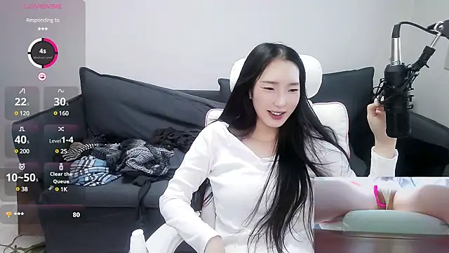 Snapshot of meow_S2 chatting on December 25, 2024, 7:14 am meow S2 online show from December 25, 2024, 7:14 am