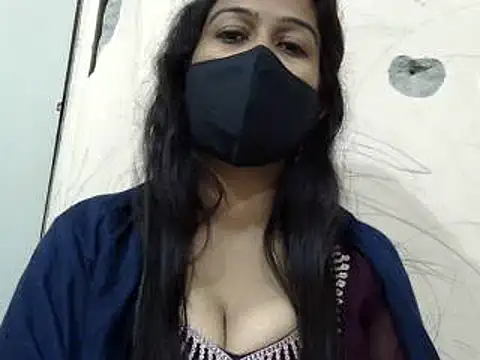 Snapshot of CUET-INDIA chatting on January 13, 2025, 6:38 am CUET-INDIA online show from January 13, 2025, 6:38 am