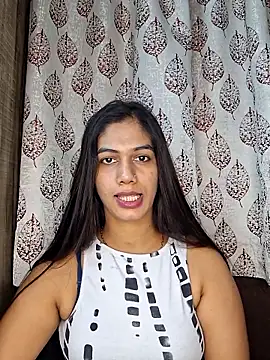 Garima G online show from February 15, 2026, 10:25 am