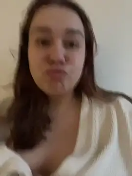 SuzieMurray online show from December 3, 2025, 7:19 am