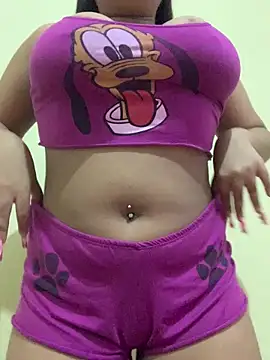 nanaypretinha online show from October 13, 2025, 2:46 am