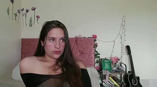 Snapshot of Serenity chatting on January 23, 2025, 6:03 pm Serenity online show from January 23, 2025, 6:03 pm