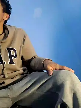 Snapshot of charlesss19 chatting on March 2, 2025, 10:23 pm charlesss19 online show from March 2, 2025, 10:23 pm