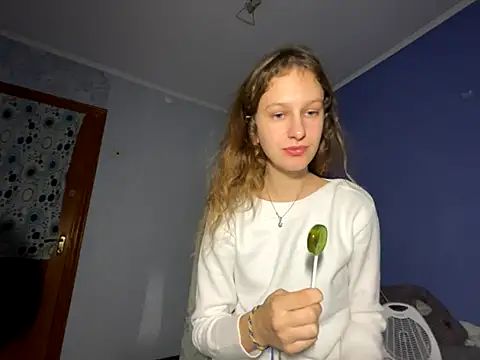 Snapshot of Eva_Angel3 chatting on October 19, 2025, 4:10 pm Eva Angel3 online show from October 19, 2025, 4:10 pm