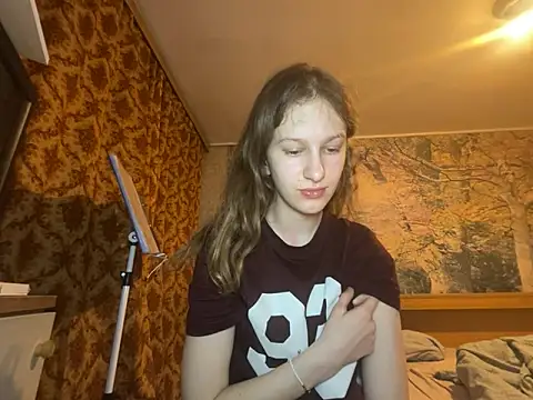 Eva Angel3 online show from March 18, 2026, 6:42 pm