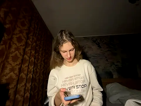 Snapshot of Eva_Angel3 chatting on October 26, 2025, 5:13 pm Eva Angel3 online show from October 26, 2025, 5:13 pm