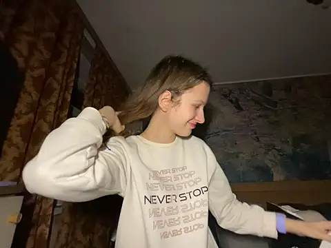 Snapshot of Eva_Angel3 chatting on October 11, 2025, 5:03 pm Eva Angel3 online show from October 11, 2025, 5:03 pm