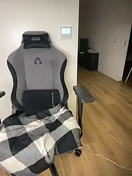 brazilianbbinuk online show from February 11, 2026, 12:10 am