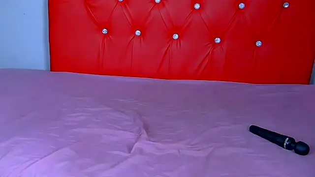 Snapshot of EbonyBentley chatting on February 25, 2025, 6:01 pm EbonyBentley online show from February 25, 2025, 6:01 pm
