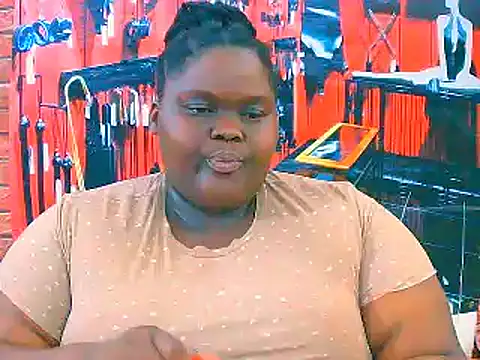 EbonyHotBuns online show from November 18, 2025, 10:29 am