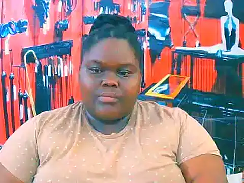 EbonyHotBuns online show from November 16, 2025, 9:19 pm