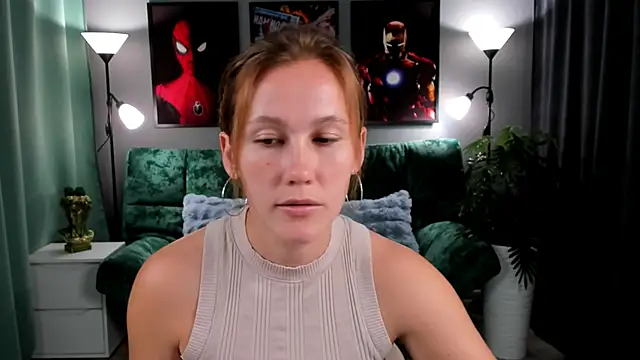 Snapshot of MichelleOrtis chatting on November 18, 2025, 12:41 pm MichelleOrtis online show from November 18, 2025, 12:41 pm